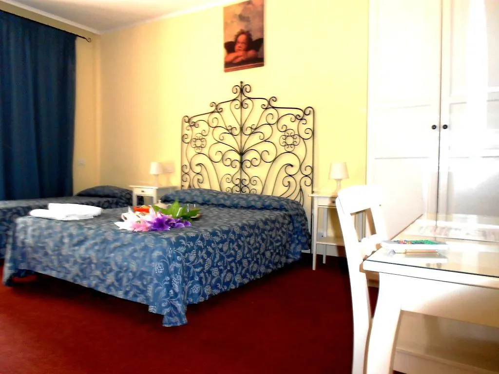 Hotel Rona Resort Rome