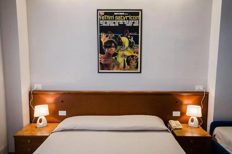 Rona Resort Rome 2*,