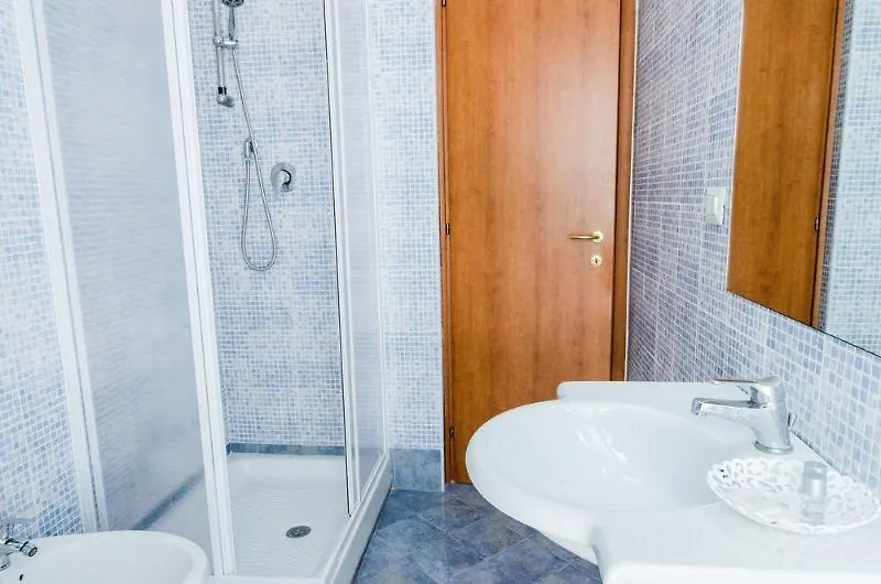 Rona Resort Rome Hotel
