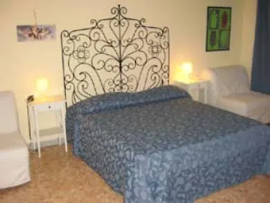 Rona Resort Rome Hotel