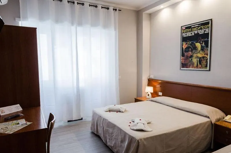 Rona Resort Rom 2*,
